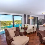 Captains House On Solta Island With Private Pool, 3 Bedrooms, 4 Bathrooms, Amazing Sea Views *