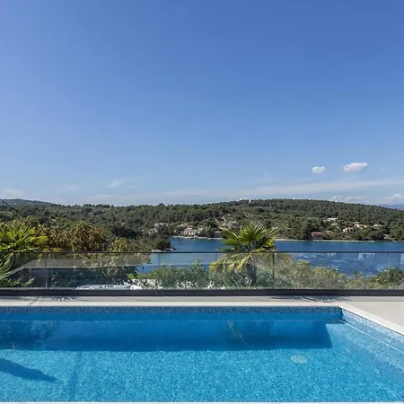 Captains House On Solta Island With Private Pool, 3 Bedrooms, 4 Bathrooms, Amazing Sea Views Villa