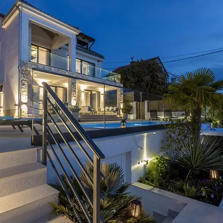 Captains House On Solta Island With Private Pool, 3 Bedrooms, 4 Bathrooms, Amazing Sea Views Villa *