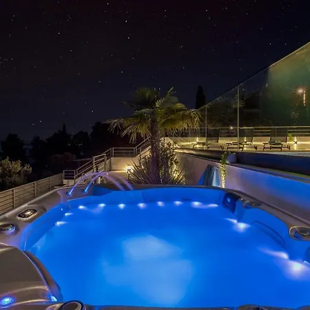 Captains House On Solta Island With Private Pool, 3 Bedrooms, 4 Bathrooms, Amazing Sea Views