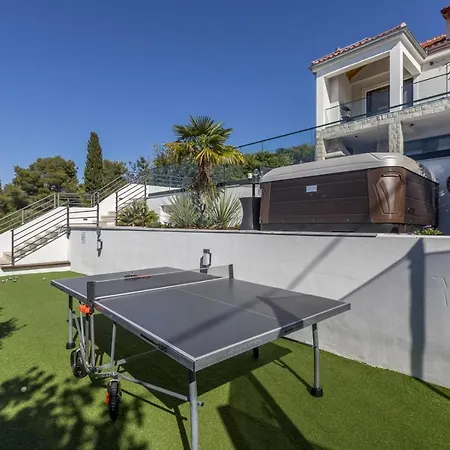 Villa Captains House On Solta Island With Private Pool, 3 Bedrooms, 4 Bathrooms, Amazing Sea Views