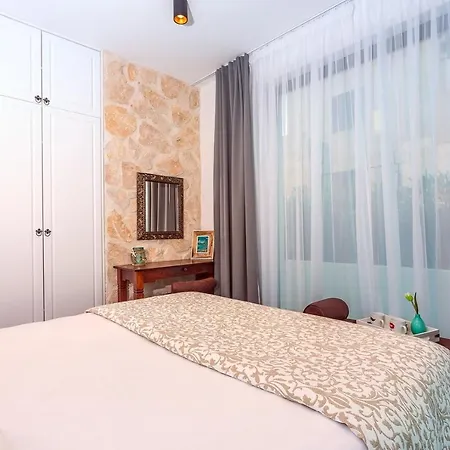 Captains House On Solta Island With Private Pool, 3 Bedrooms, 4 Bathrooms, Amazing Sea Views Villa *